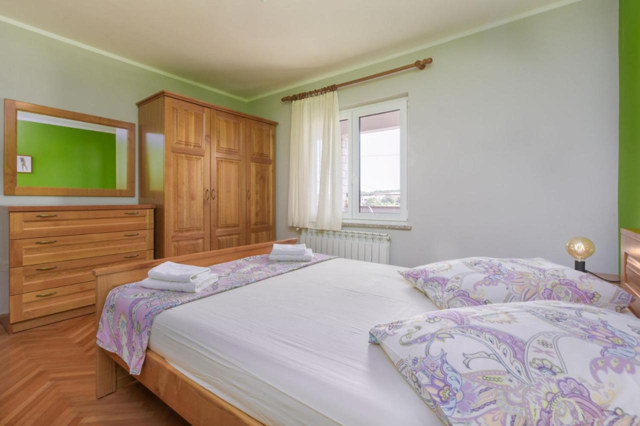 Lovely House Lindi In Poreč Extérieur photo